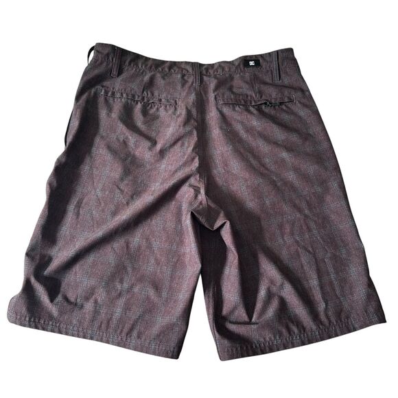 DC Shoes Skate Board Shorts Men’s Size 32 Black Swim Trunks Back Pocket Y2K - Picture 2 of 4